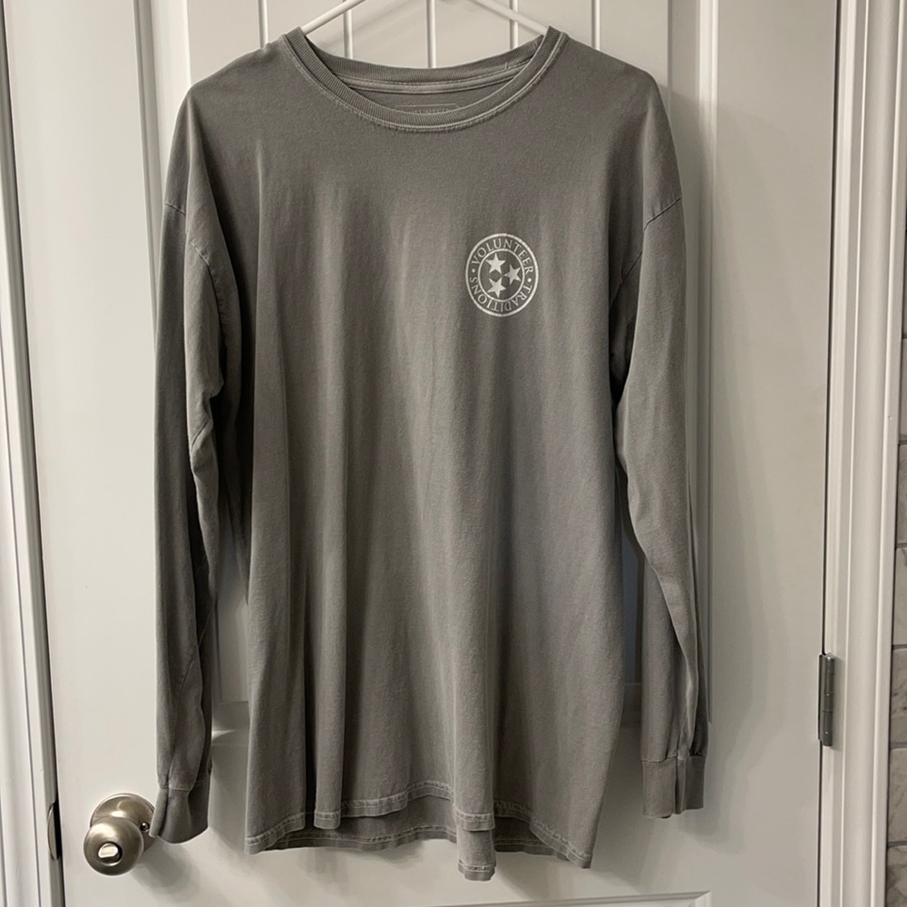 Volunteer Traditions grey long sleeve